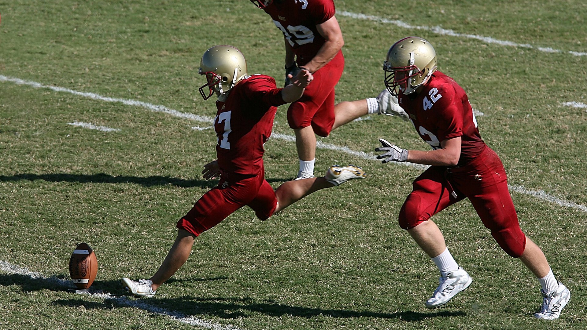 国足引进海外训练方法提高实力,国足聘请外国教练